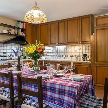Delle Ginestre 6 * Foligno