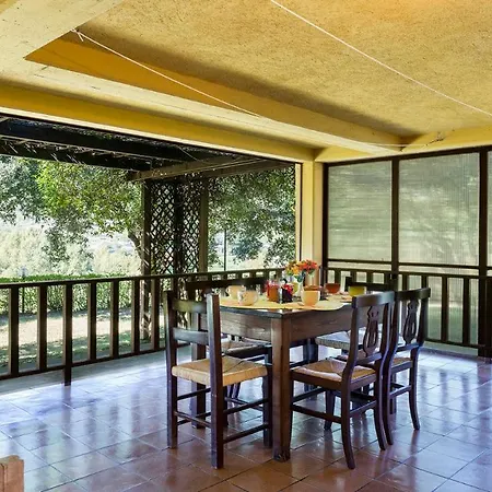 Delle Ginestre 6 Villa *